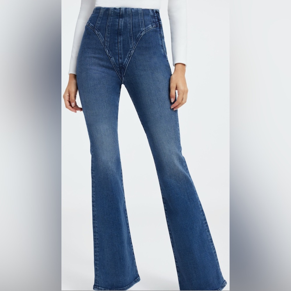 Good American Good Legs Flare Jean ✨ Never worn, NWT